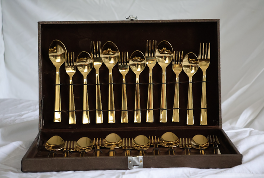 Impress Glossy Gold 24 Set Leatherette Box